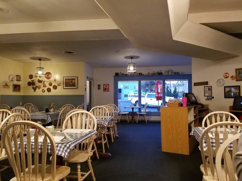 Carlas Country Kitchen And Gift Shop | cafe | 213 Beach St, Morro Bay, CA 93442, USA | 8057729051 OR +1 805-772-9051