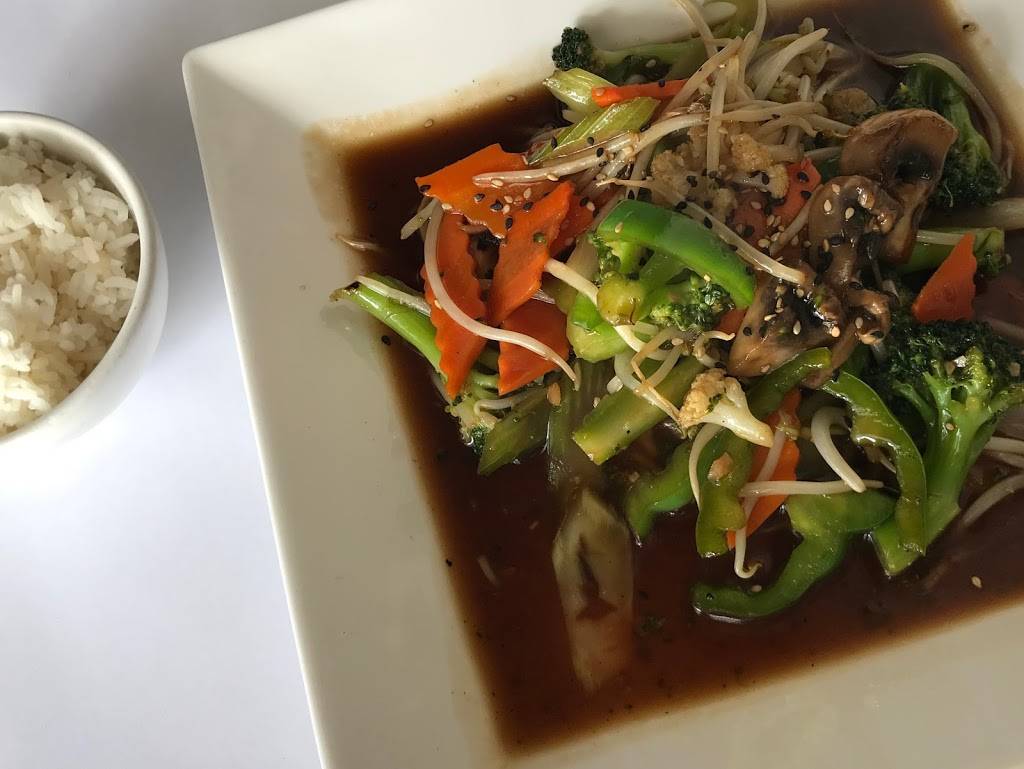 La Mandoline | restaurant | 5581 Boulevard Laurier, Terrebonne, QC J7M 1C3, Canada | 4509183556 OR +1 450-918-3556