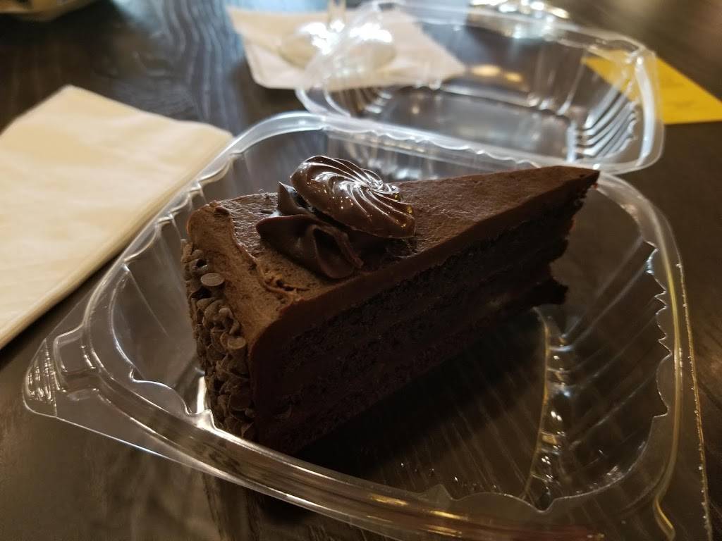 Brinkleys Restaurant & Pub | restaurant | 225 William F McClellan Hwy, Boston, MA 02128, USA | 6175695250 OR +1 617-569-5250