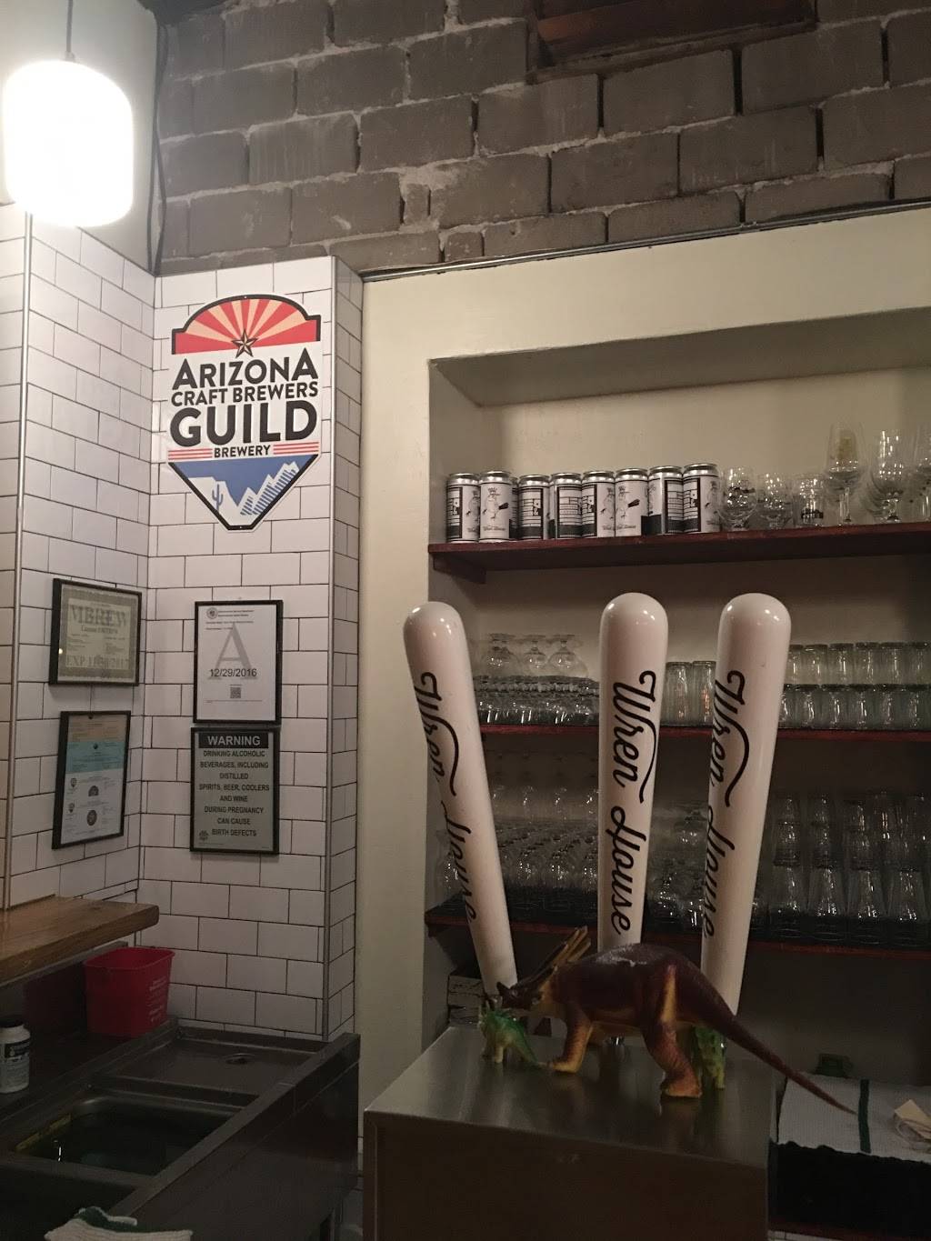 Wren House Brewing Company | restaurant | 2125 N 24th St, Phoenix, AZ 85008, USA | 6022449184 OR +1 602-244-9184