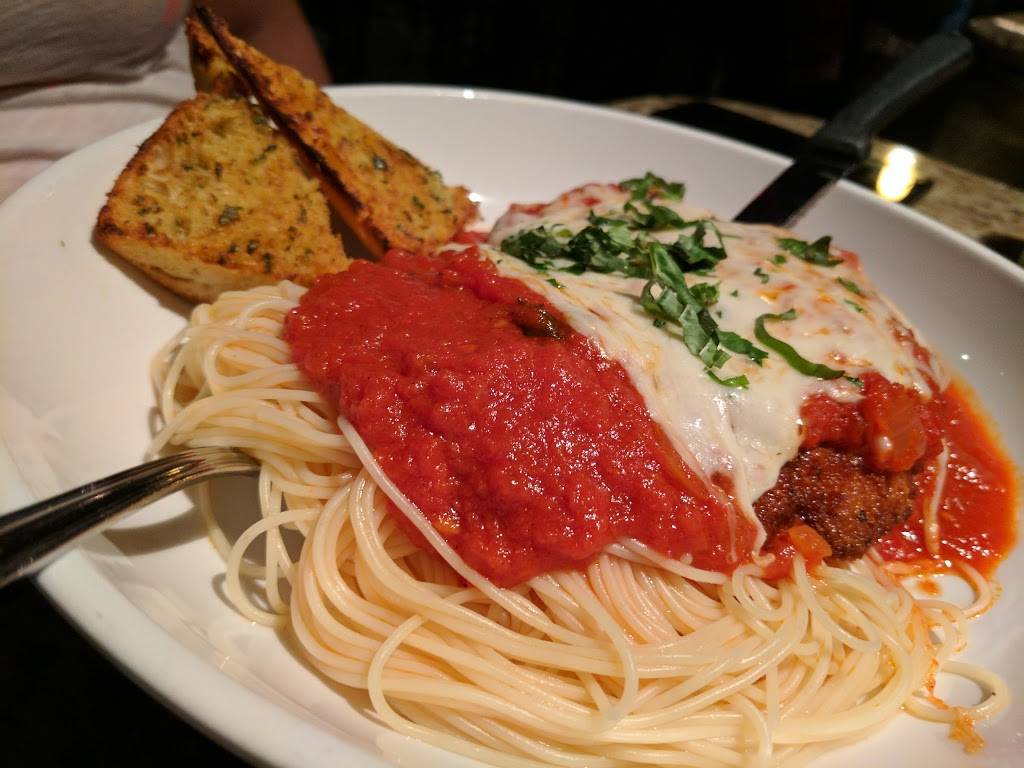 Pestos Italian Kitchen & Wine Bar | restaurant | 1960 W Ray Rd #4, Chandler, AZ 85224, USA | 4808212949 OR +1 480-821-2949