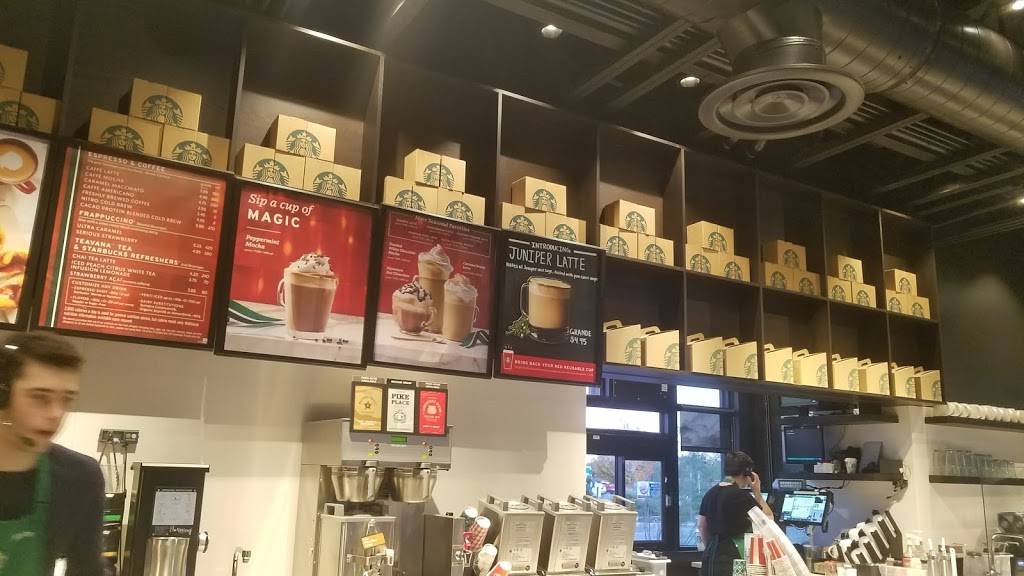 Starbucks | cafe | 700 Matsumoto Lane, Winters, CA 95694, USA | 5304199506 OR +1 530-419-9506