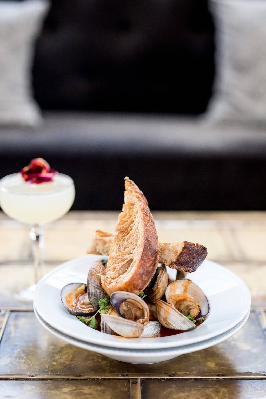 Herb & Wood | restaurant | 2210 Kettner Blvd, San Diego, CA 92101, USA | 6199558495 OR +1 619-955-8495