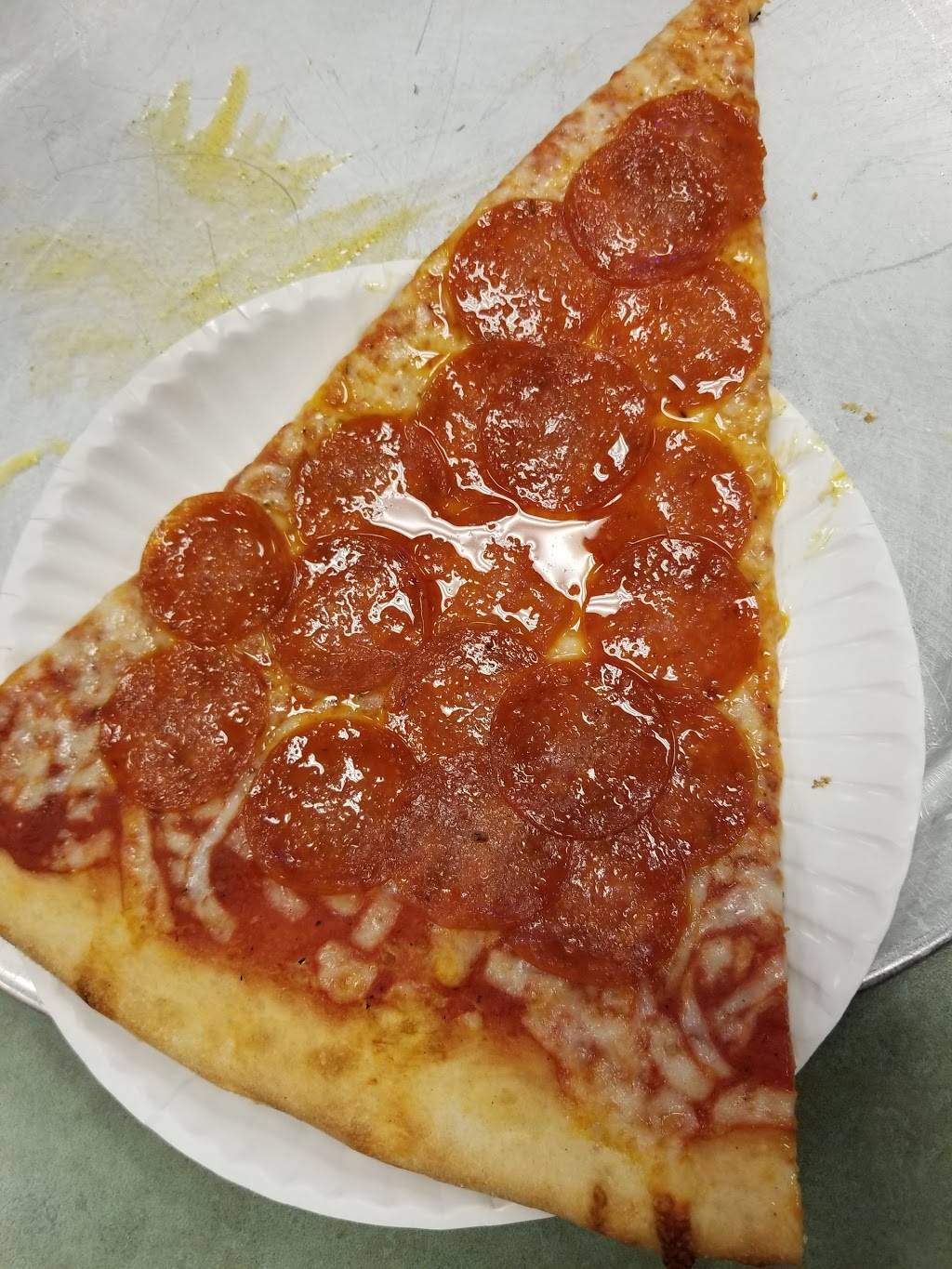 Luigis Pizza | restaurant | 8170 S Tryon St # E, Charlotte, NC 28273, USA | 7045042015 OR +1 704-504-2015