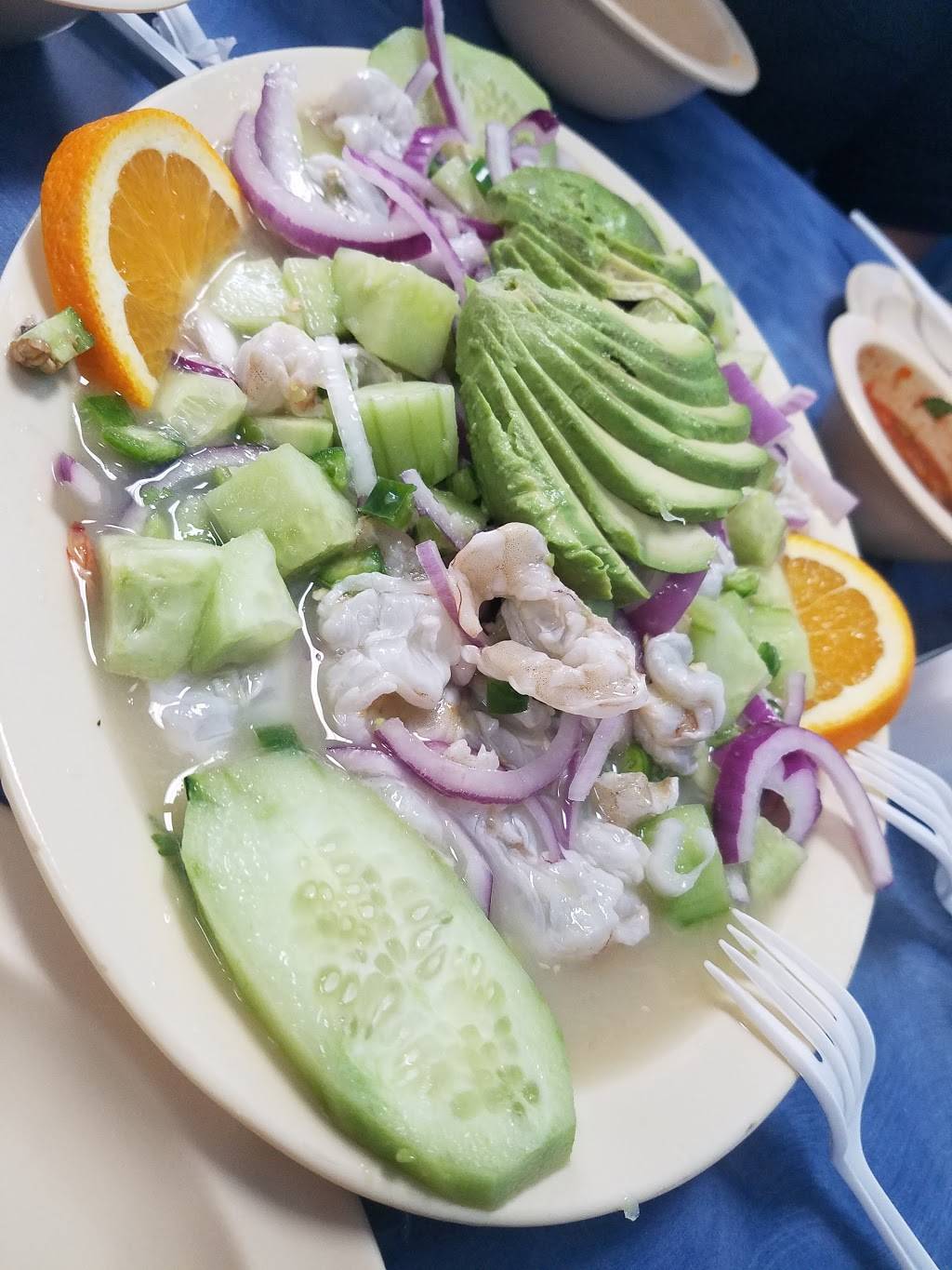 Viva La Vida Mariscos | restaurant | 8219 De Soto Ave, Canoga Park, CA 91304, USA | 8187099867 OR +1 818-709-9867