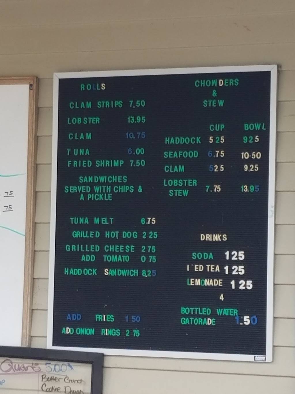 Sokokis Seafood Shack | restaurant | 174 Washington St, Limerick, ME 04048, USA | 2077932600 OR +1 207-793-2600