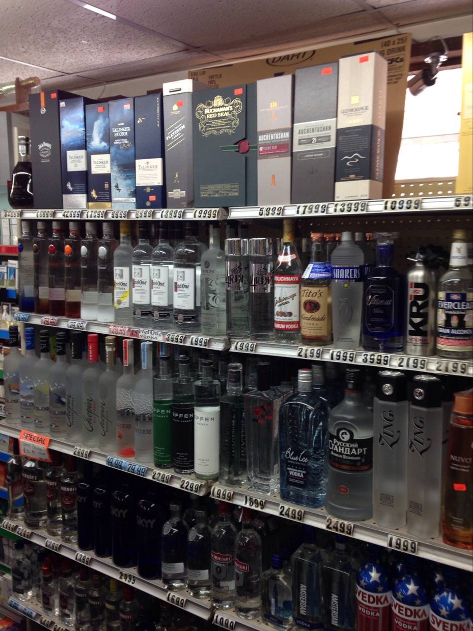 Bay Ho Liquor & Deli | meal takeaway | 4031 Avati Dr, San Diego, CA 92117, USA | 8585813000 OR +1 858-581-3000