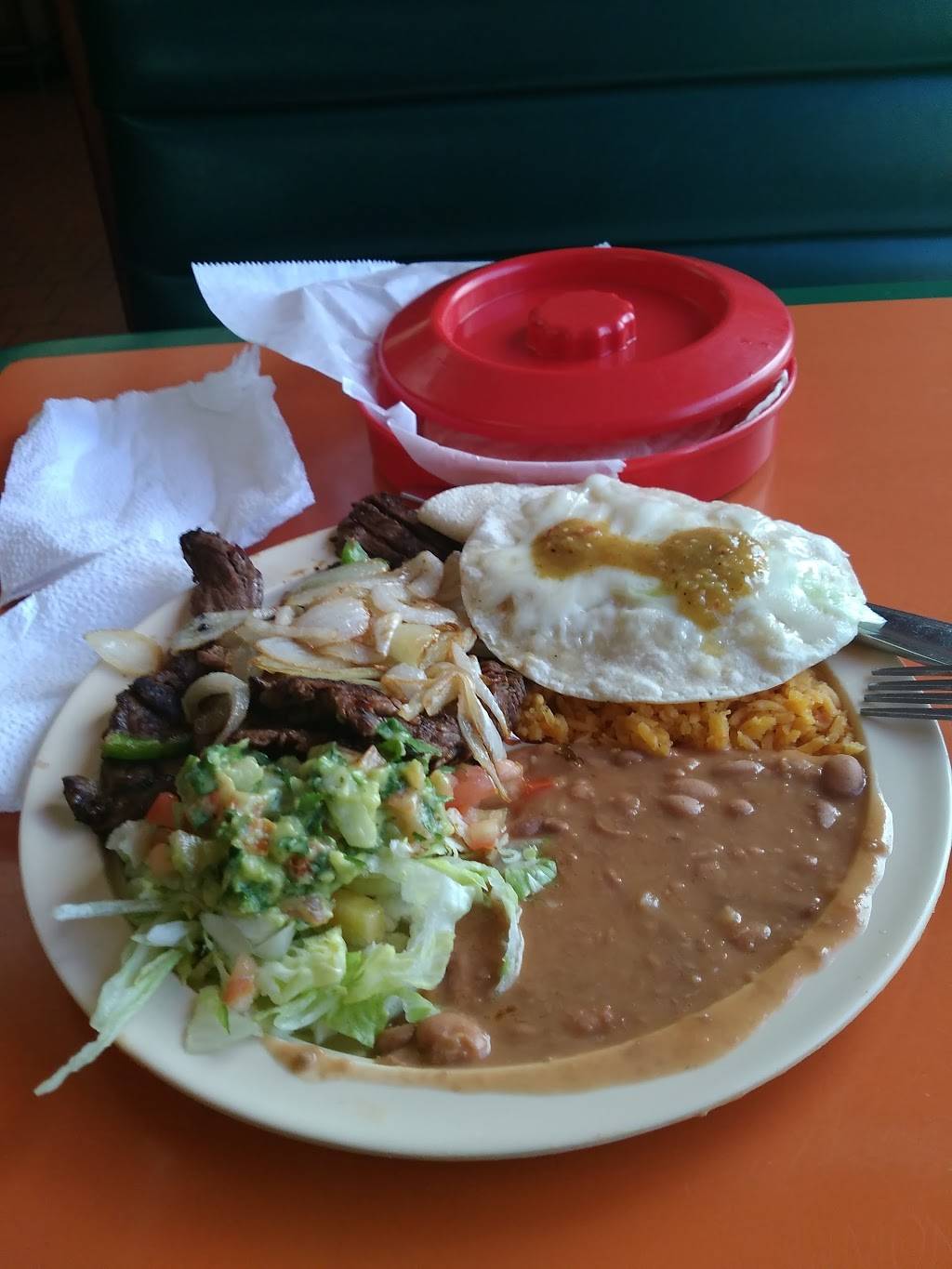 El Rancherito | restaurant | 6455 Woodman Ave, Van Nuys, CA 91401, USA | 8189947715 OR +1 818-994-7715