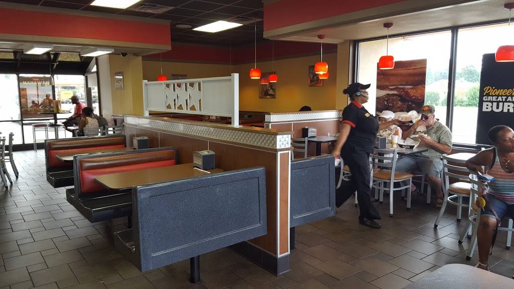 Hardees | restaurant | 3011 VA-101, Roanoke, VA 24017, USA | 5403628606 OR +1 540-362-8606