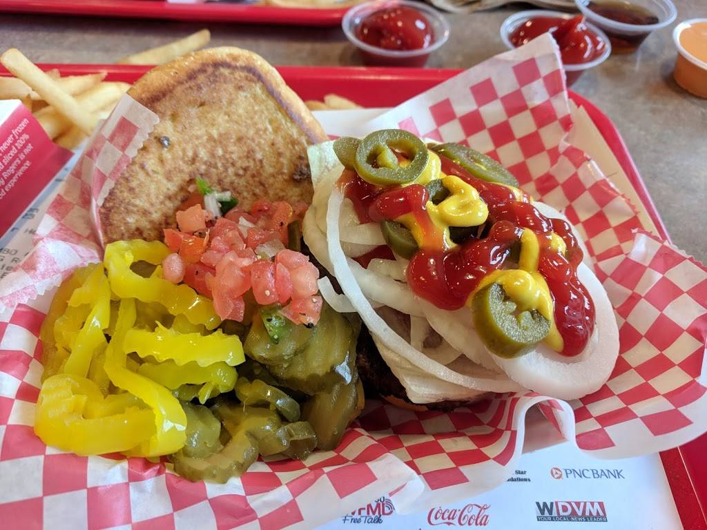 Roy Rogers | restaurant | 12907 Wisteria Dr, Germantown, MD 20874, USA | 3015401883 OR +1 301-540-1883