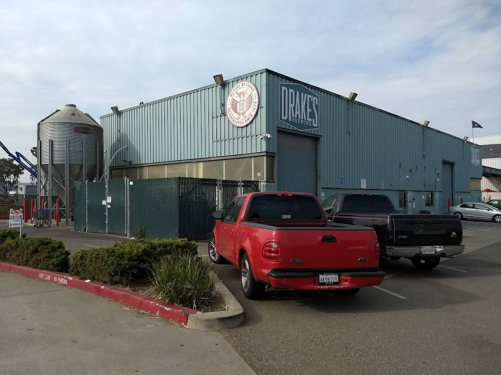 Drakes Brewing Company | restaurant | 1933 Davis St #177, San Leandro, CA 94577, USA | 5105682739 OR +1 510-568-2739