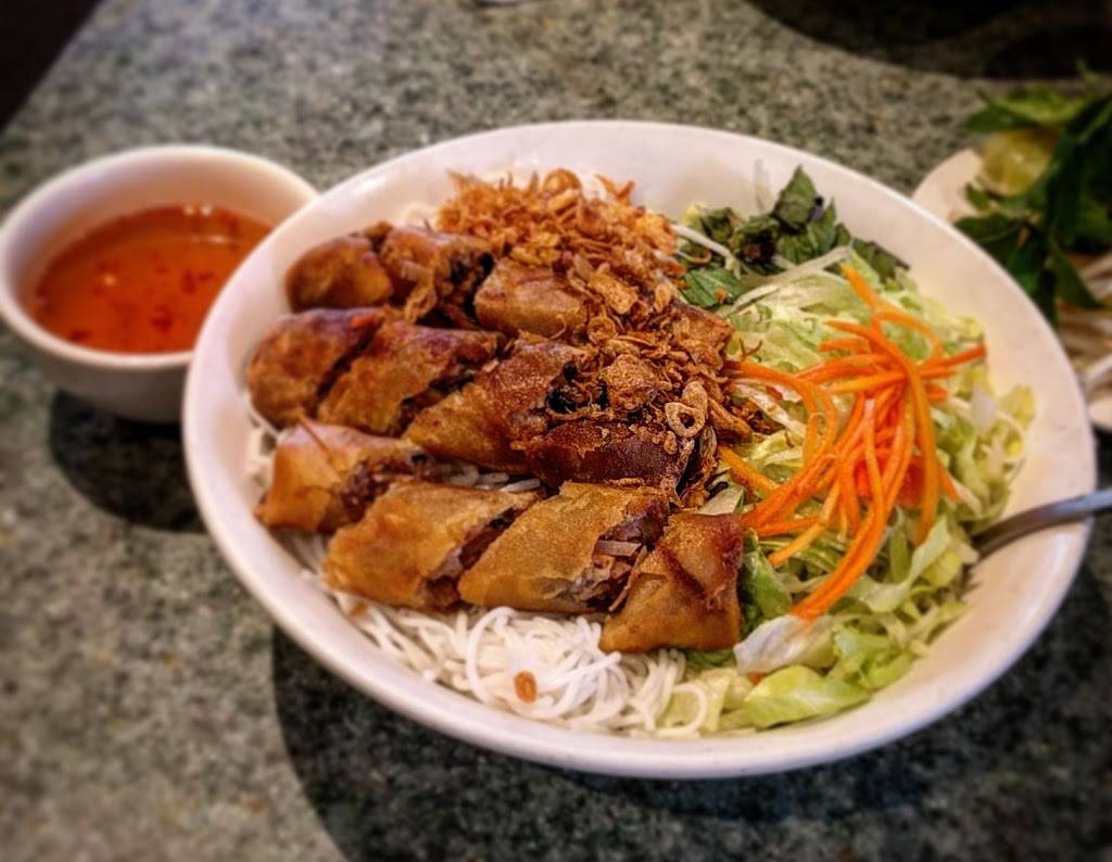 Pho Nam Restaurant | restaurant | 15924 Shady Grove Rd, Gaithersburg, MD 20877, USA | 2406329500 OR +1 240-632-9500