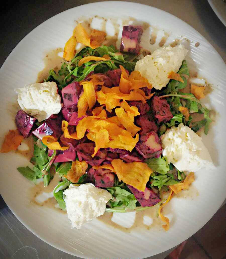 Harborview Restaurant & Bar | restaurant | 235 Ocean St, Hyannis, MA 02601, USA | 7744704731 OR +1 774-470-4731