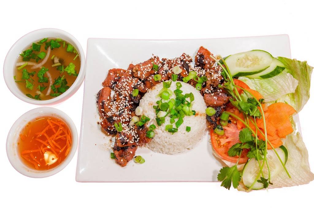 Pho Royal Restaurant Leesburg | restaurant | 542 Fort Evans Rd NE, Leesburg, VA 20176, USA | 7037791774 OR +1 703-779-1774