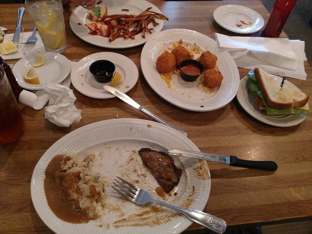 The Grill at Waterford | restaurant | 13548 Waterford Pl, Midlothian, VA 23112, USA | 8047630555 OR +1 804-763-0555