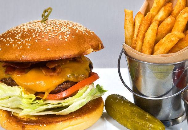 Riva | restaurant | 3030 Holiday Dr, Fort Lauderdale, FL 33316, USA | 9547663100 OR +1 954-766-3100