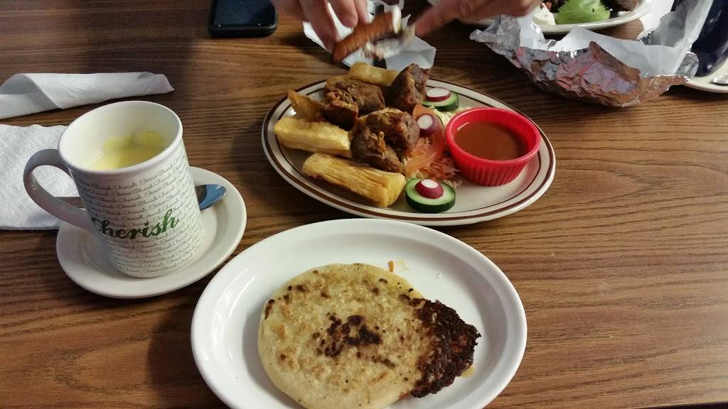 La Guanaquita | restaurant | 5435 38th St, Indianapolis, IN 46254, USA | 3172832011 OR +1 317-283-2011