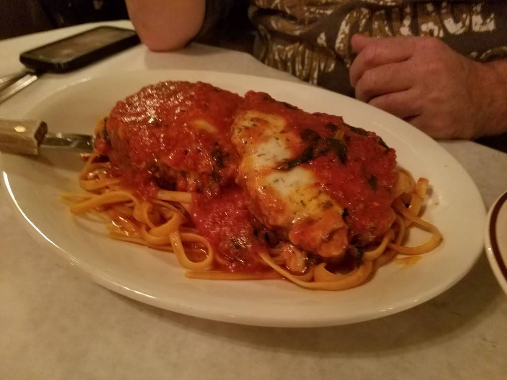 Cucina Rosa Italian Restaurant | restaurant | 4113 W Shamrock Ln, McHenry, IL 60050, USA | 8153222153 OR +1 815-322-2153