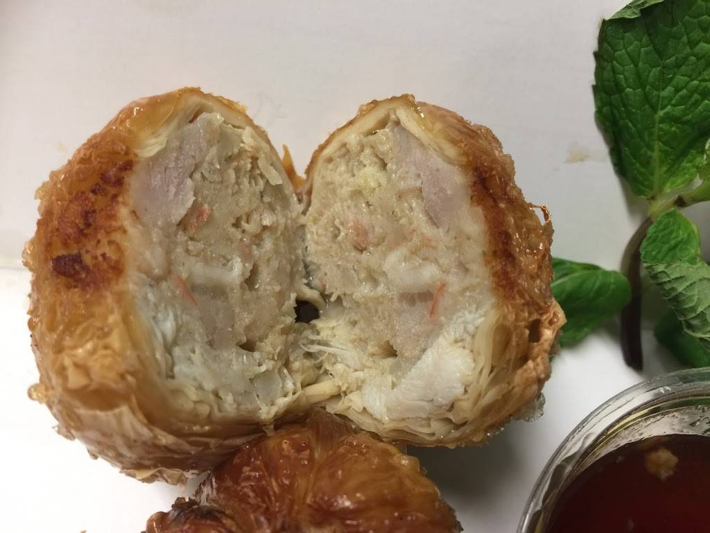 Paks Green Corner | restaurant | 1901 Tower Ave, Superior, WI 54880, USA | 7153924444 OR +1 715-392-4444