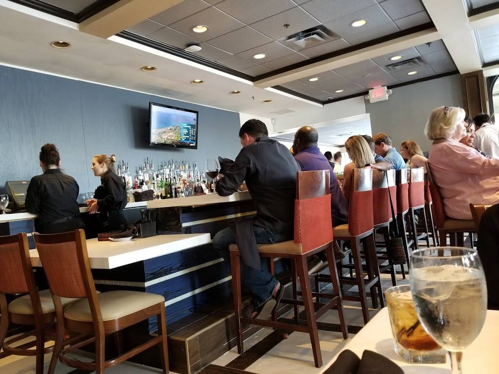 Ruths Chris Steak House | restaurant | Crown Plaza Hotel, 1201 Riverplace Blvd, Jacksonville, FL 32207, USA | 9043966200 OR +1 904-396-6200