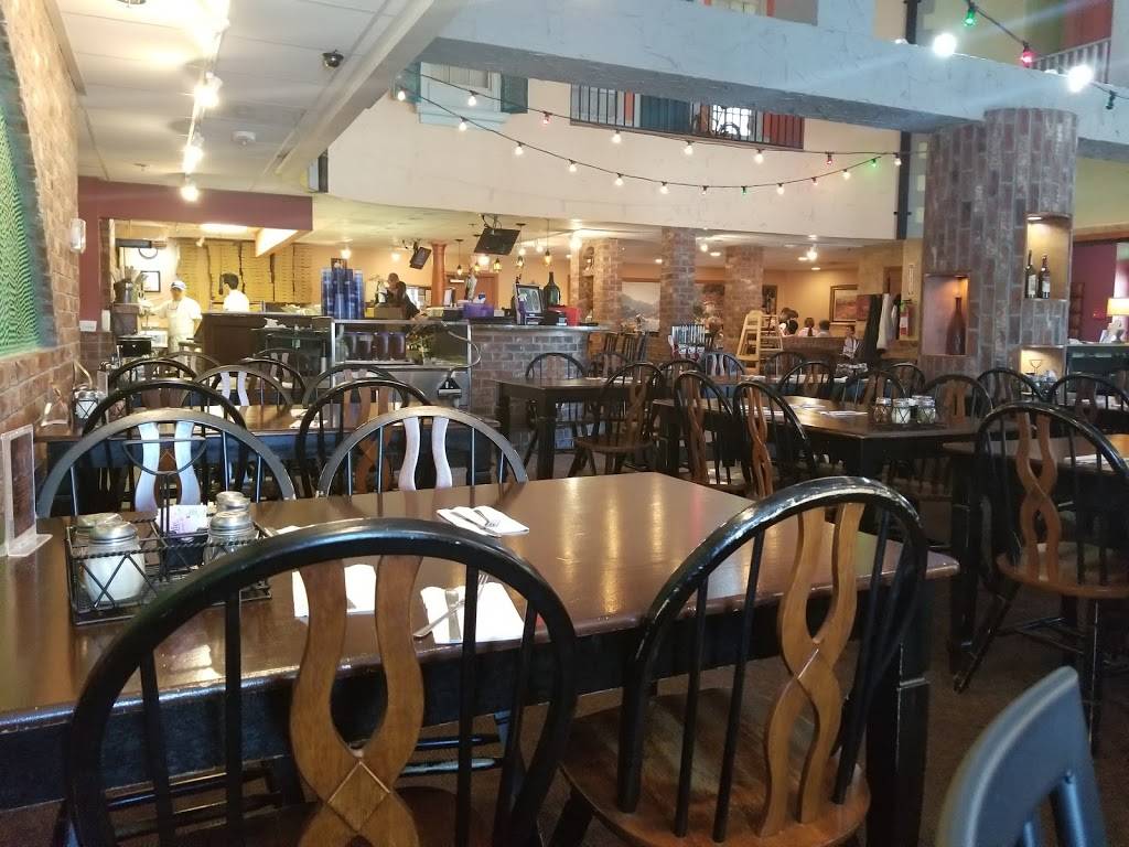 Benitos Brick Oven Pizza Pasta | restaurant | 1598 Hwy 17 S, North Myrtle Beach, SC 29582, USA | 8432721414 OR +1 843-272-1414