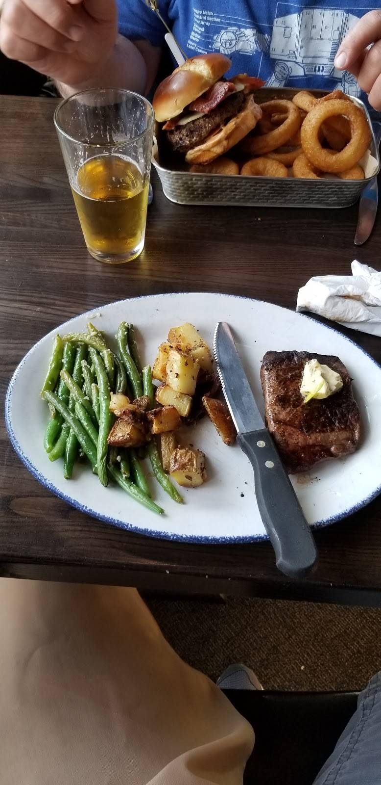 Trails End | restaurant | 193 Resort Dr, Tannersville, PA 18372, USA | 5706291661 OR +1 570-629-1661