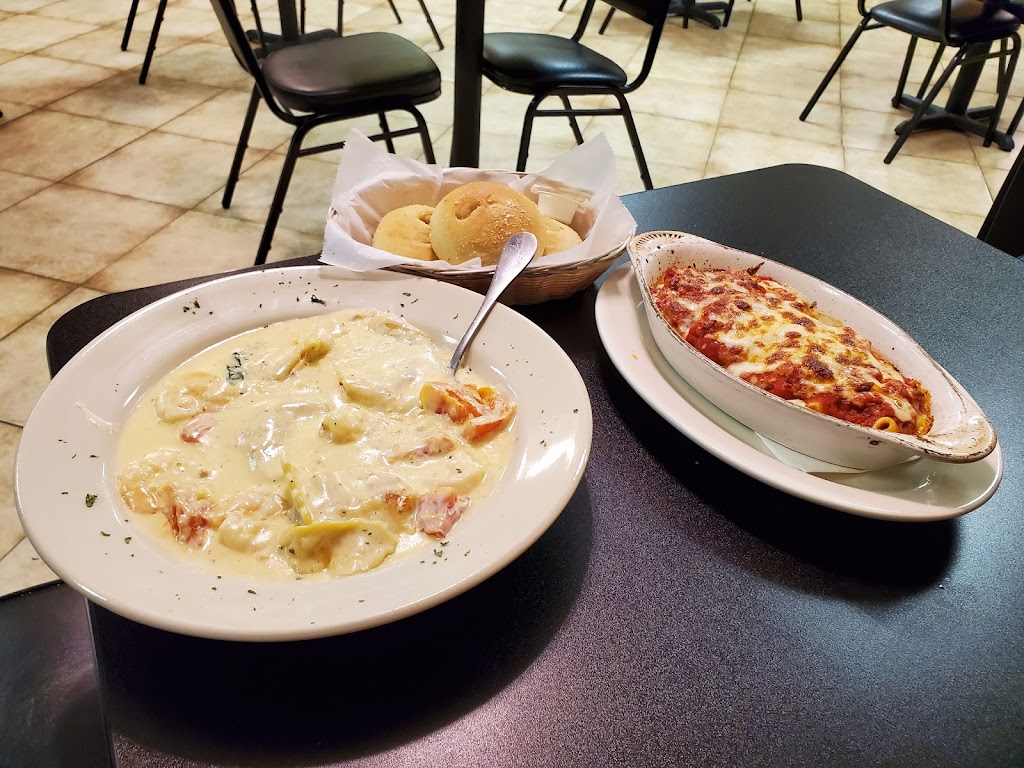 Joes Italian Restaurant & Pizza | restaurant | 1608 E Main St Suite 123, Madisonville, TX 77864, USA | 9362415006 OR +1 936-241-5006