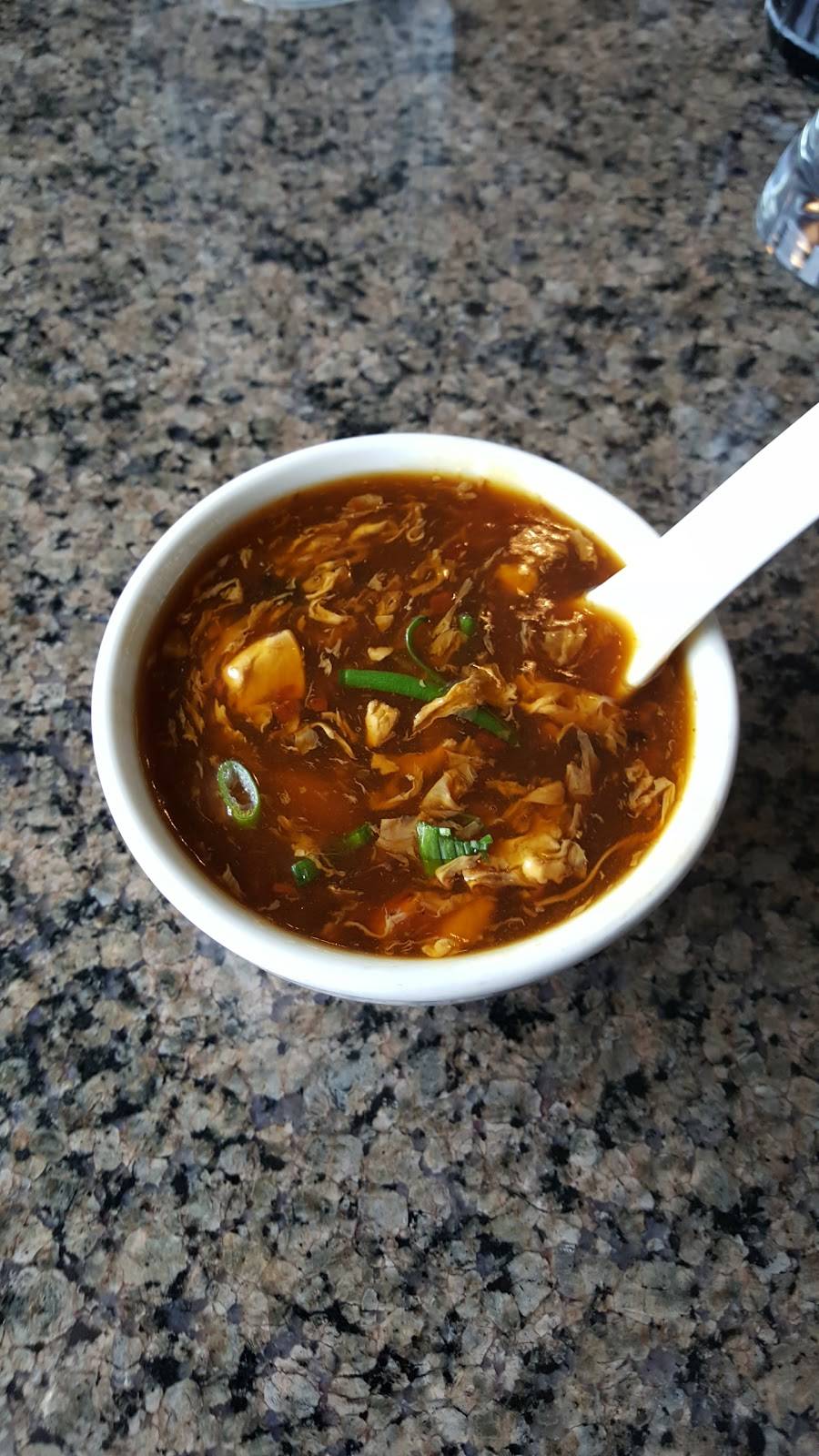 Asian Wok n Roll | restaurant | 2909 Derry Rd E, Mississauga, ON L4T 1A6, Canada | 9056718997 OR +1 905-671-8997