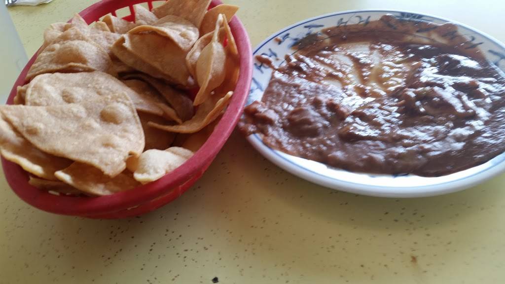 La Mexicana Restaurant | restaurant | 3930 International Blvd, Oakland, CA 94601, USA | 5105338818 OR +1 510-533-8818