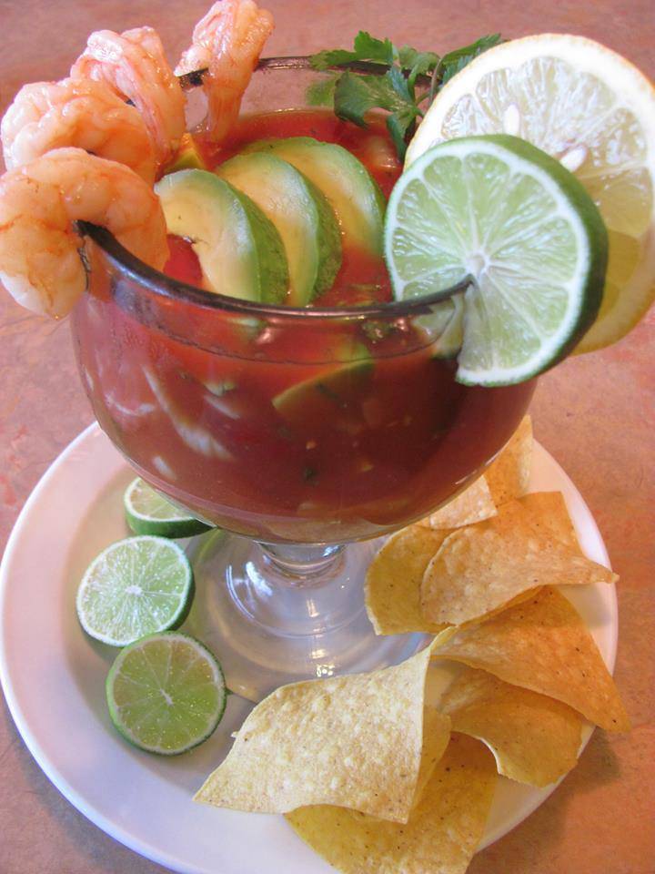 La Fiesta Mexican Restaurant - Oviedo | restaurant | 3100 Alafaya Trail #1000, Oviedo, FL 32765, USA | 4075420110 OR +1 407-542-0110