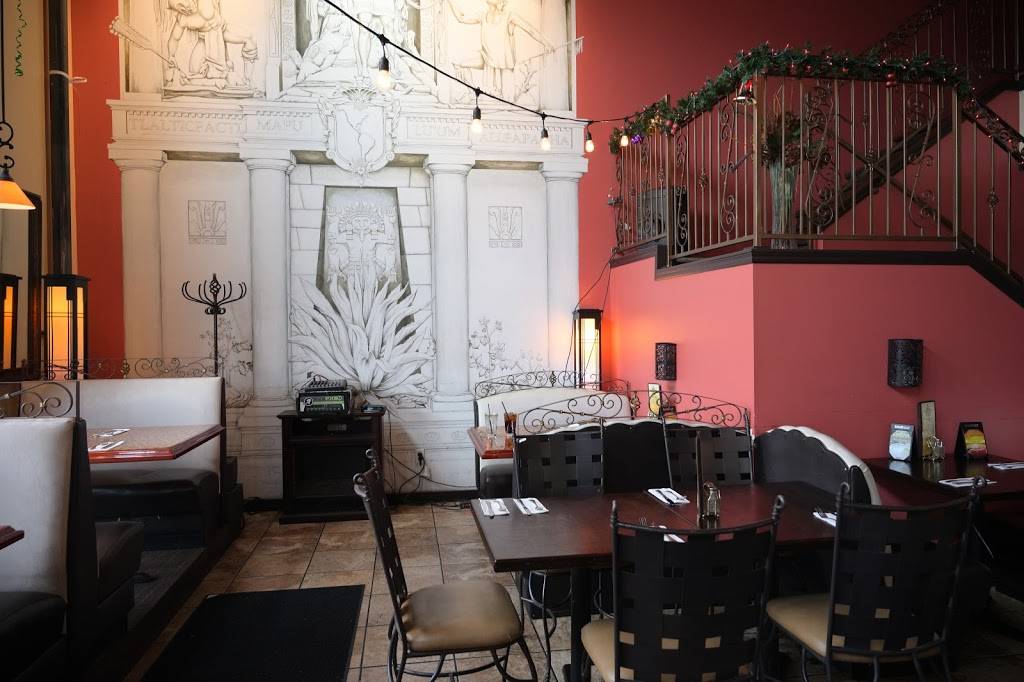 Casa Patron | restaurant | 805 NE 65th St, Seattle, WA 98115, USA | 2069237680 OR +1 206-923-7680