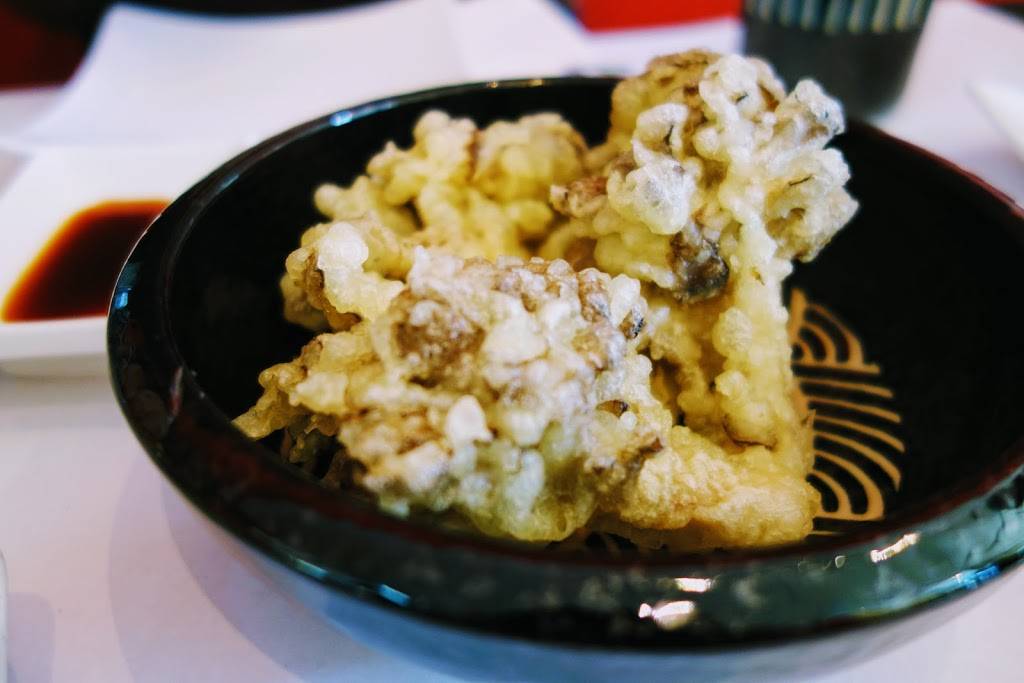 Shinobu Restaurant | restaurant | 3403 Yonge St, North York, ON M4N 2M8, Canada | 4168300741 OR +1 416-830-0741