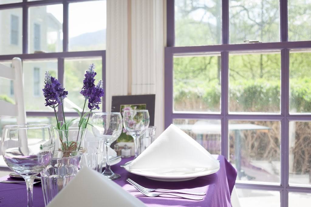 BeeTree Restaurant at Grand Old Lady Hotel | restaurant | 68 7 Springs Dr, Balsam, NC 28707, USA | 8284569498 OR +1 828-456-9498