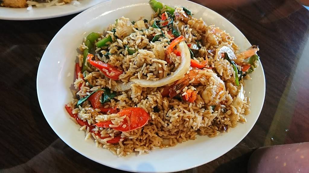 IM Thai Cuisine | restaurant | 5207 Brodie Ln #200, Austin, TX 78745, USA | 5128922744 OR +1 512-892-2744