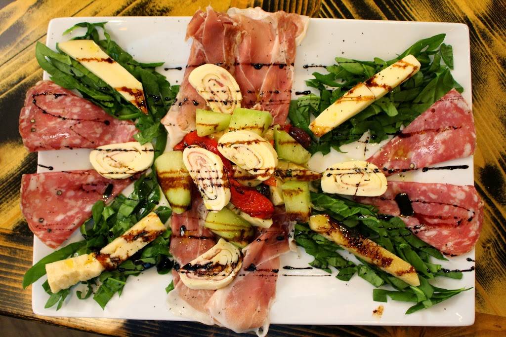 Riondos Ristorante | restaurant | 2328 Strand St, Galveston, TX 77550, USA | 4096219595 OR +1 409-621-9595