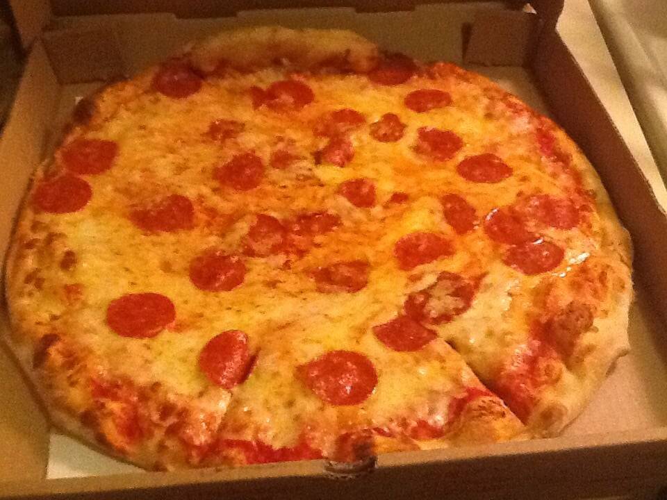 Salvitos Pizza Palace | restaurant | 9045 Ashton Rd, Philadelphia, PA 19136, USA | 2156767070 OR +1 215-676-7070