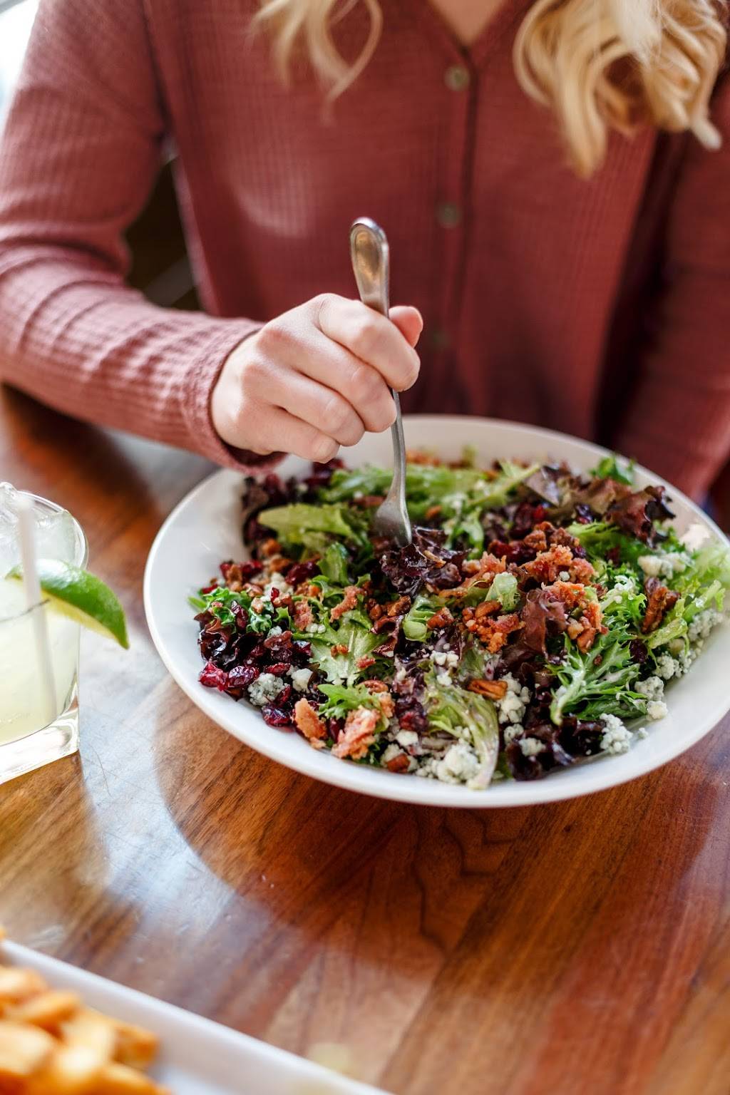 Bru Burger Bar - Lafayette | restaurant | 101 Main St Suite 100, Lafayette, IN 47901, USA | 7654797400 OR +1 765-479-7400