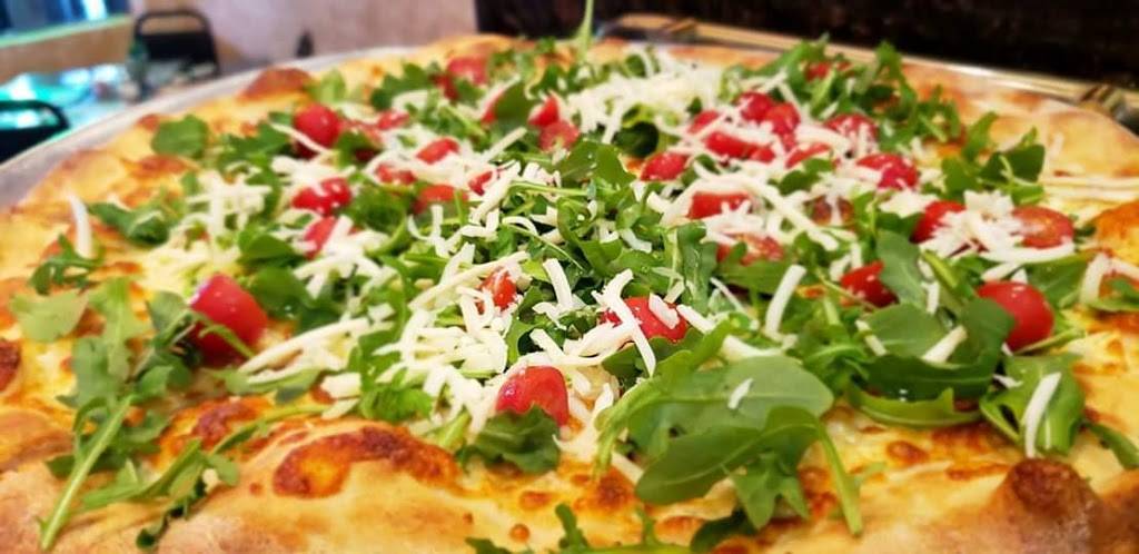 Mezzaluna Pizzeria at Halifax Plantation | meal delivery | 3758 Roscommon Dr, Ormond Beach, FL 32174, USA | 3862751553 OR +1 386-275-1553