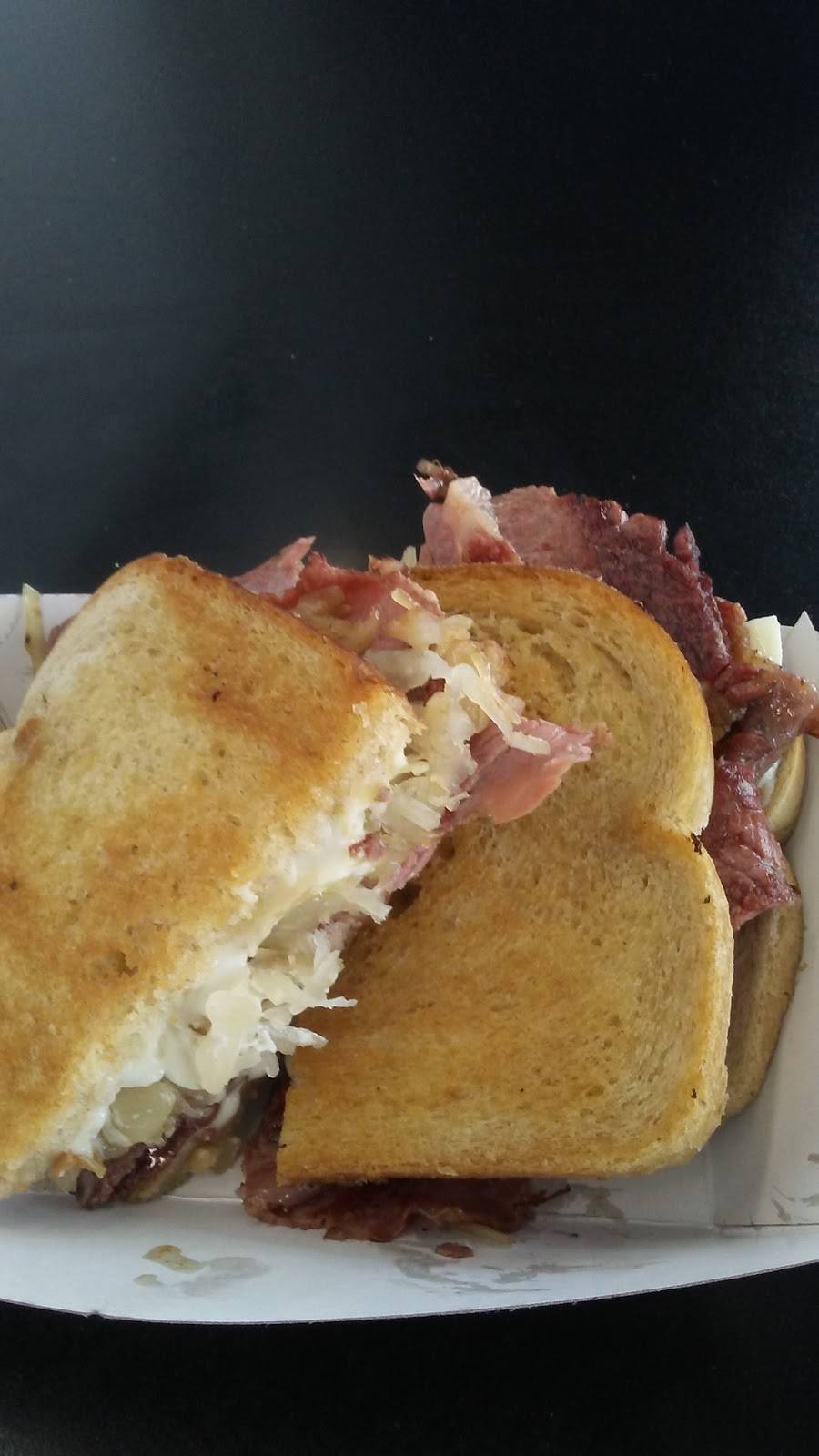 Gyros Stand | restaurant | 1110 E Oklahoma Ave, Milwaukee, WI 53207, USA | 4147471103 OR +1 414-747-1103