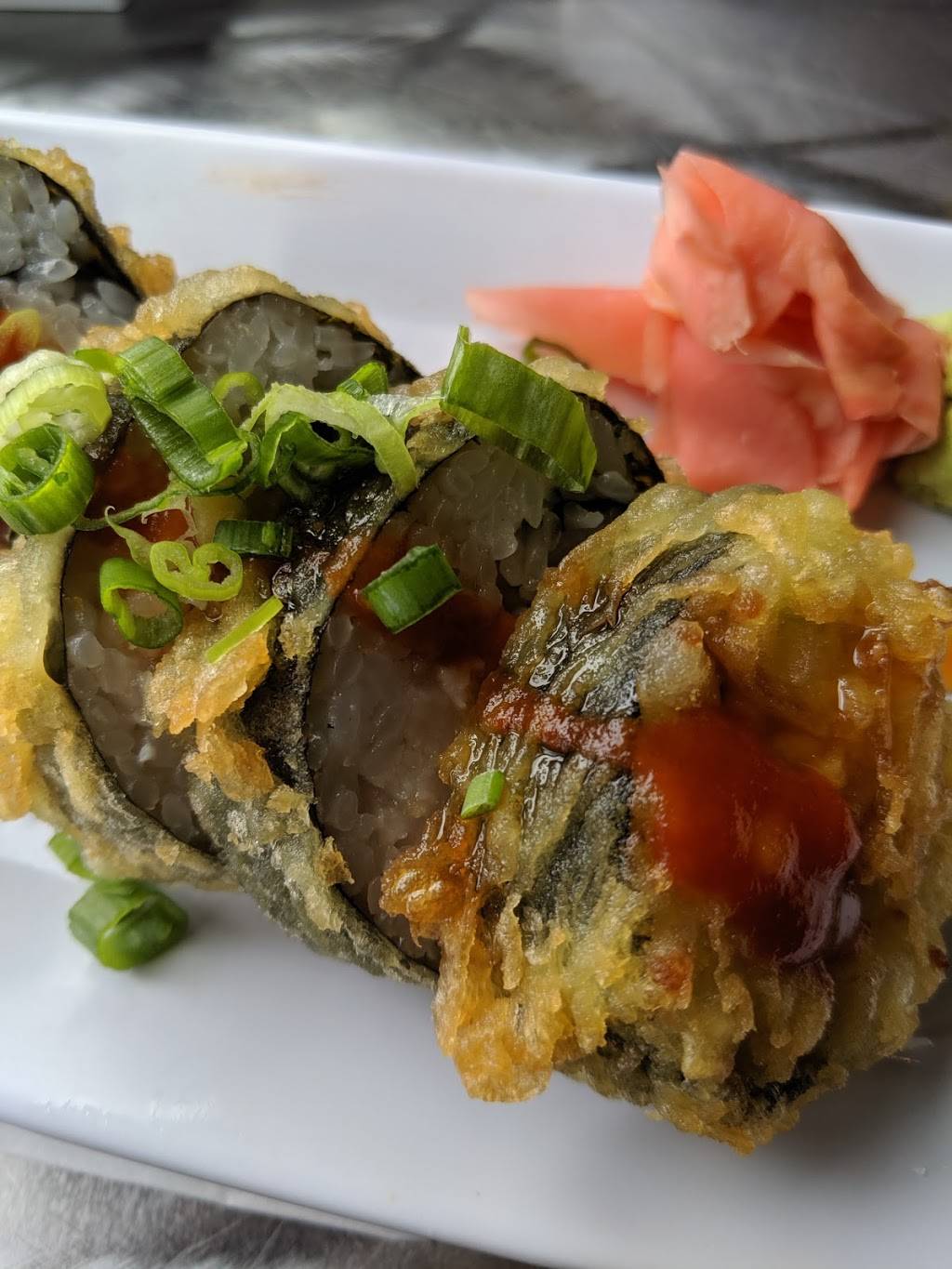 Trappers Sushi | restaurant | 323 Garfield St S #101, Parkland, WA 98444, USA | 2534333738 OR +1 253-433-3738