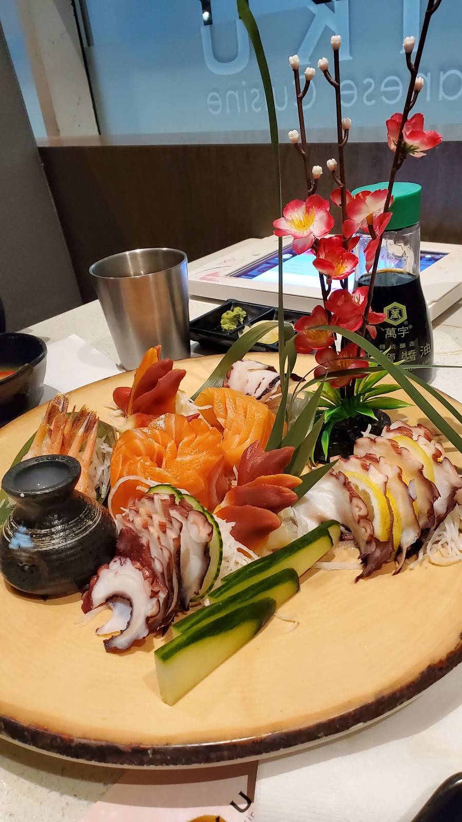 Sushi Kiku Japanese Cuisine | restaurant | 230 Commerce Valley Dr E #10, Thornhill, ON L3T 7Y3, Canada | 9057470777 OR +1 905-747-0777