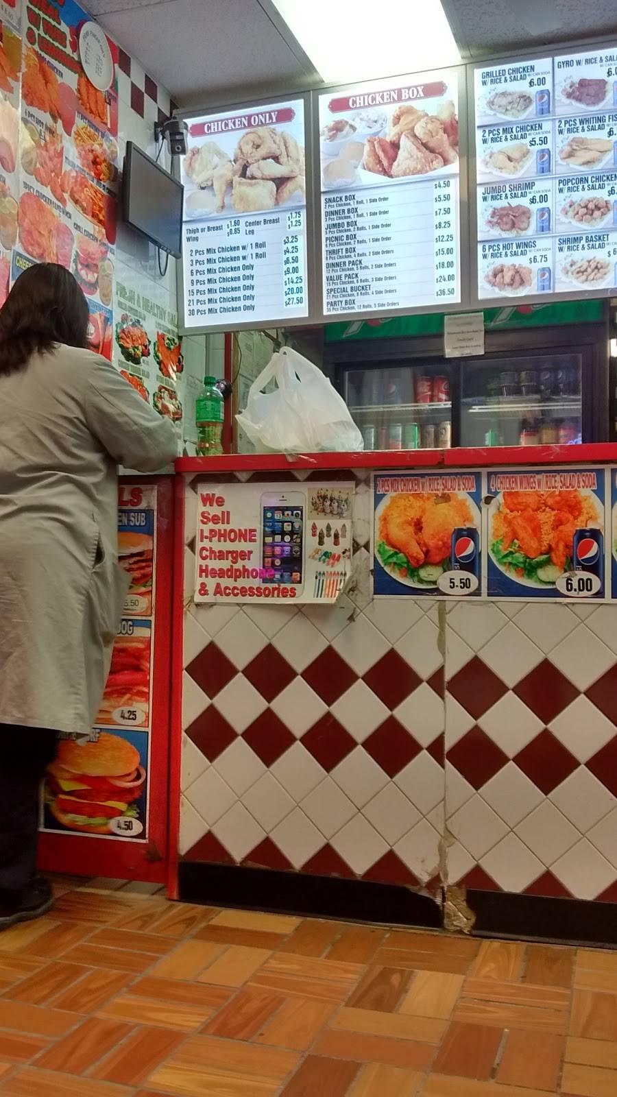 Crown Fried Chicken | restaurant | 64 Franklin St, Belleville, NJ 07109, USA | 9737598200 OR +1 973-759-8200