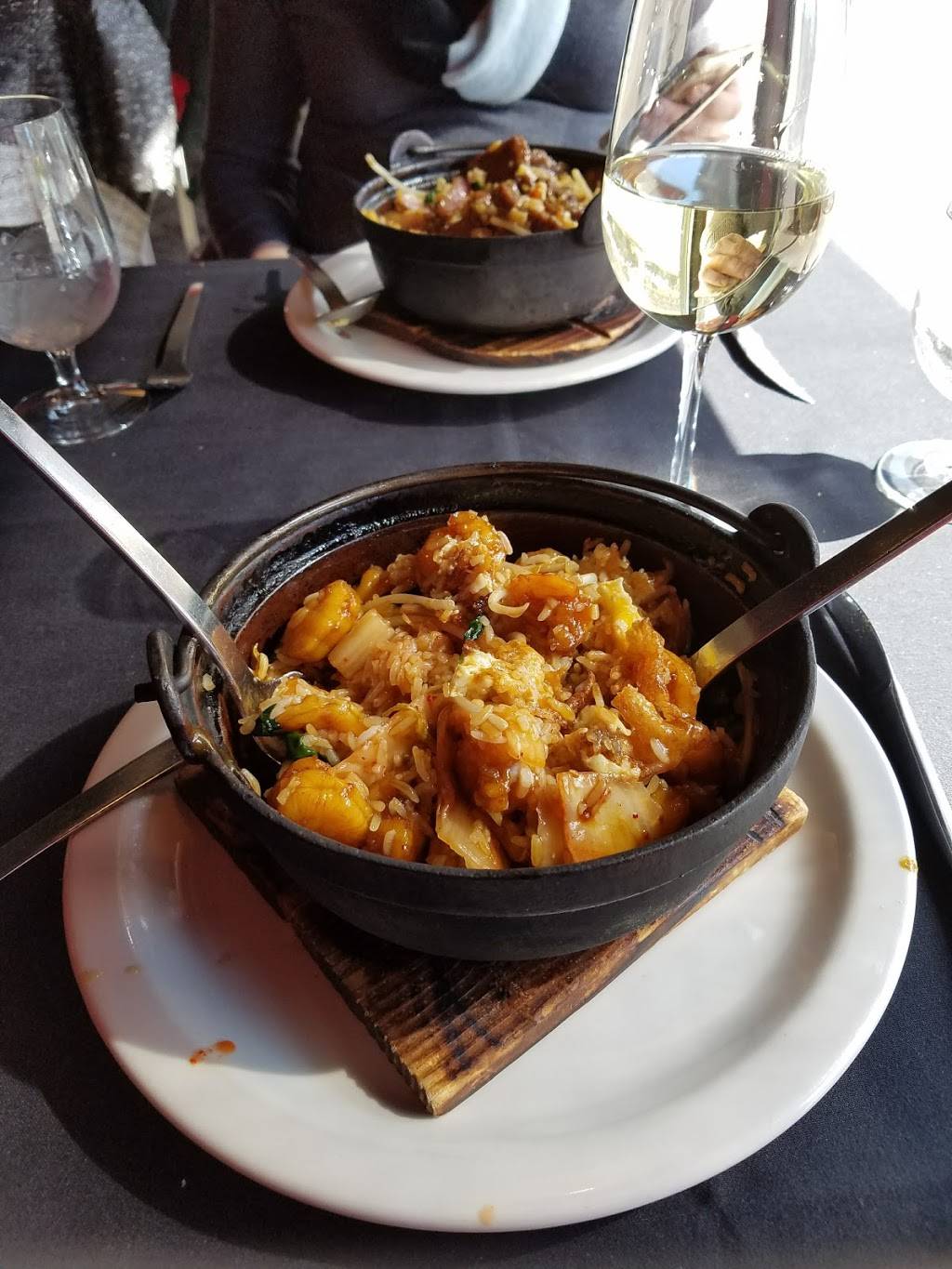 Suzie Wongs on Madison | restaurant | 1544 Madison Rd, Cincinnati, OH 45206, USA | 5137513333 OR +1 513-751-3333