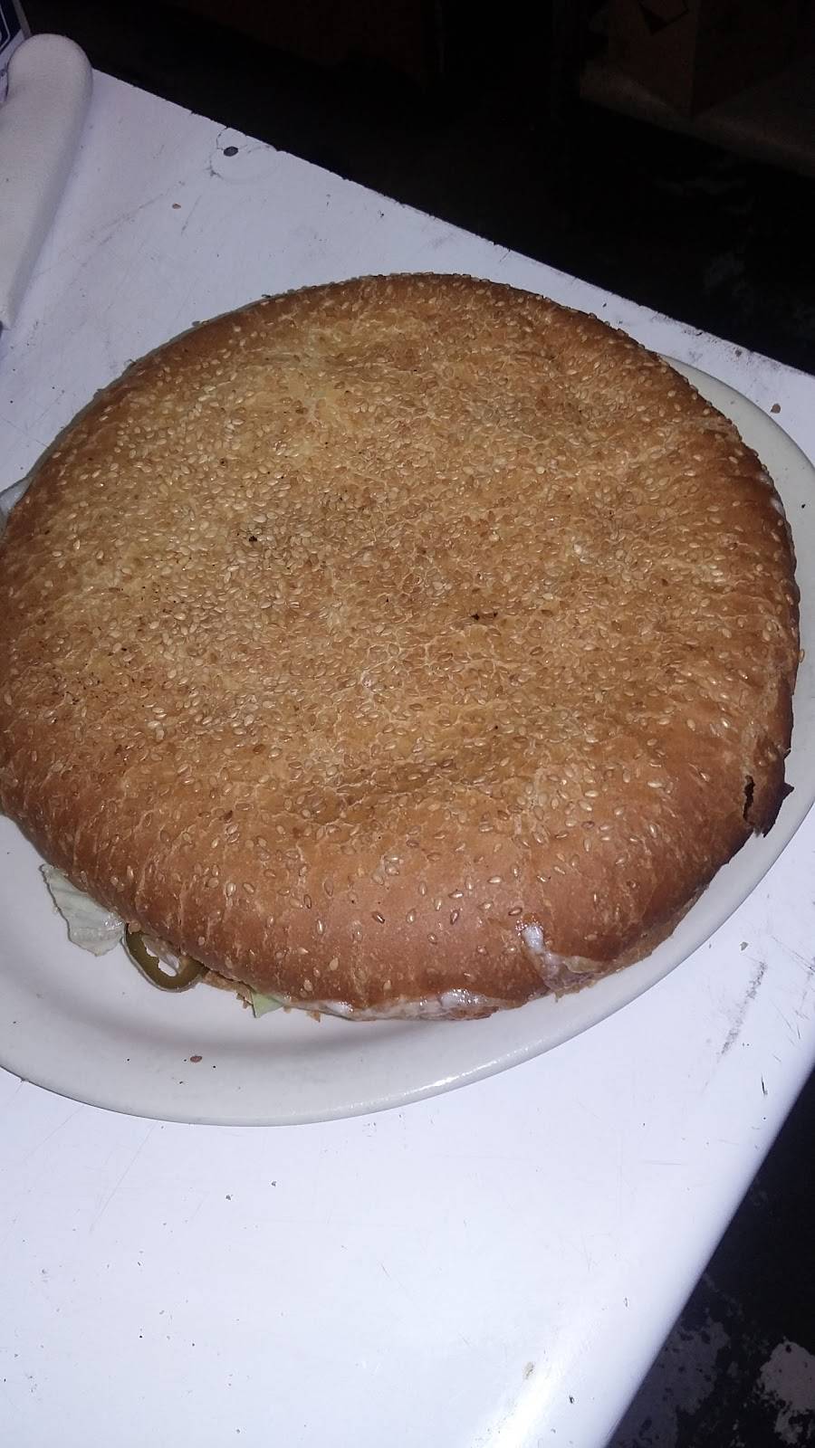 Luigis Restaurant | restaurant | 1876 N Railroad Ave, Arcadia, LA 71001, USA | 3182632248 OR +1 318-263-2248