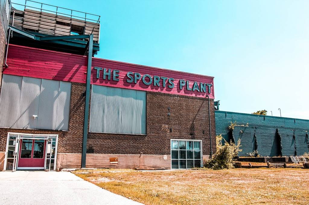 NEO Sports Plant | restaurant | 20001 Euclid Ave, Cleveland, OH 44117, USA | 2164659942 OR +1 216-465-9942