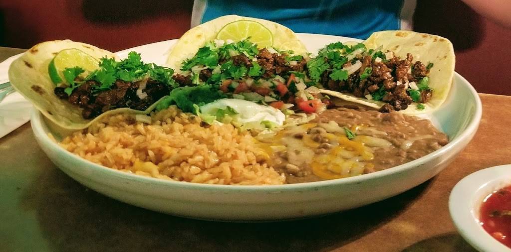 El Toro Mexican Restaurant | restaurant | 2600 S 48th St, Lincoln, NE 68506, USA | 4024883939 OR +1 402-488-3939