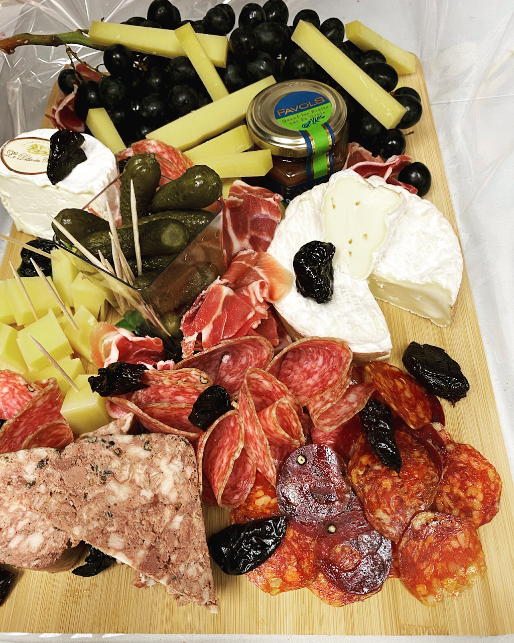 Gourmet Market | restaurant | 2800 N Federal Hwy Suite 100, Boca Raton, FL 33431, USA | 5616092686 OR +1 561-609-2686