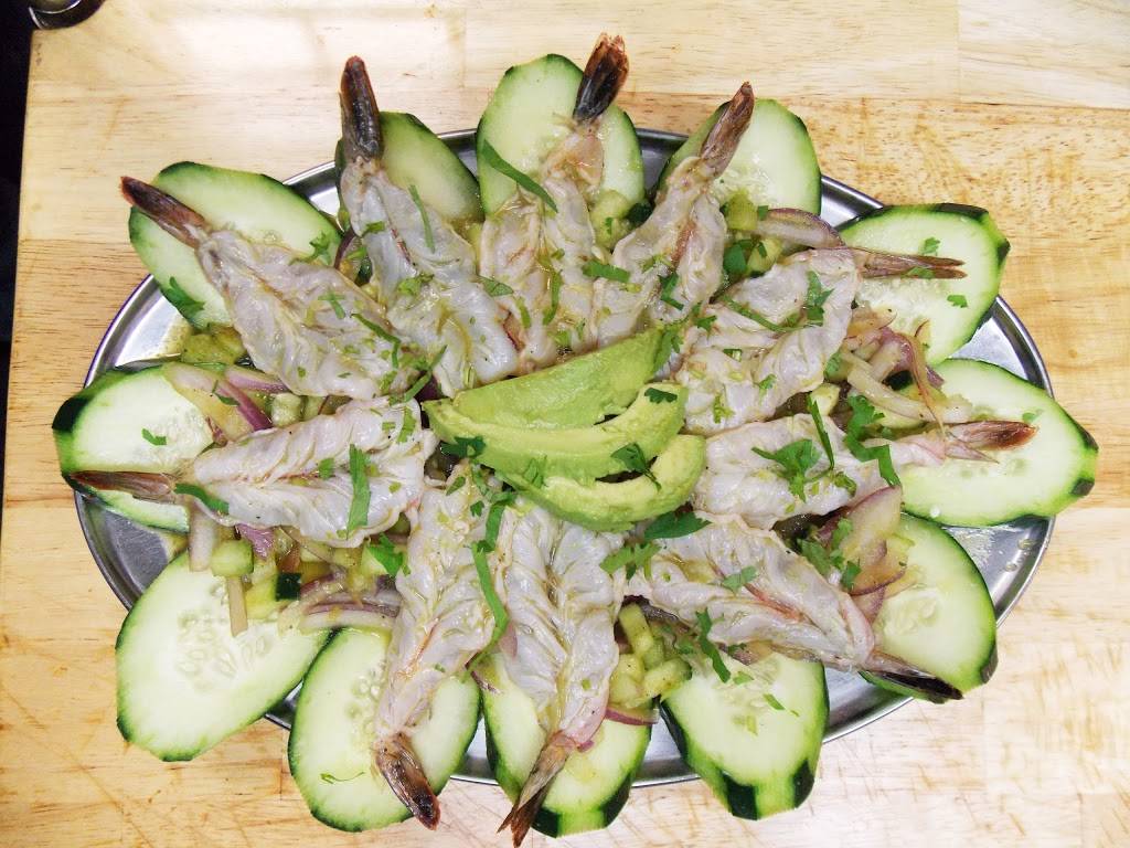 GRINGOS Mariscos and Beer | restaurant | 4209 W Washington Blvd #104, Los Angeles, CA 90019, USA | 3237373977 OR +1 323-737-3977