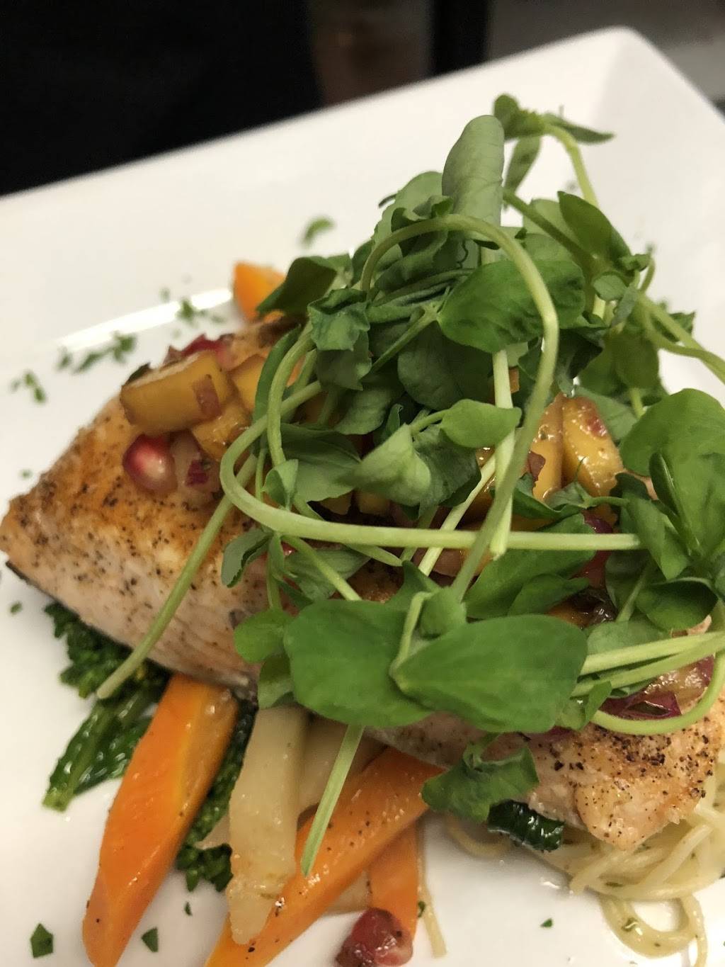 Ziraldo’s Italian Restaurant | restaurant | 24 Francis St W, Fenelon Falls, ON K0M 1N0, Canada | 7058873322 OR +1 705-887-3322