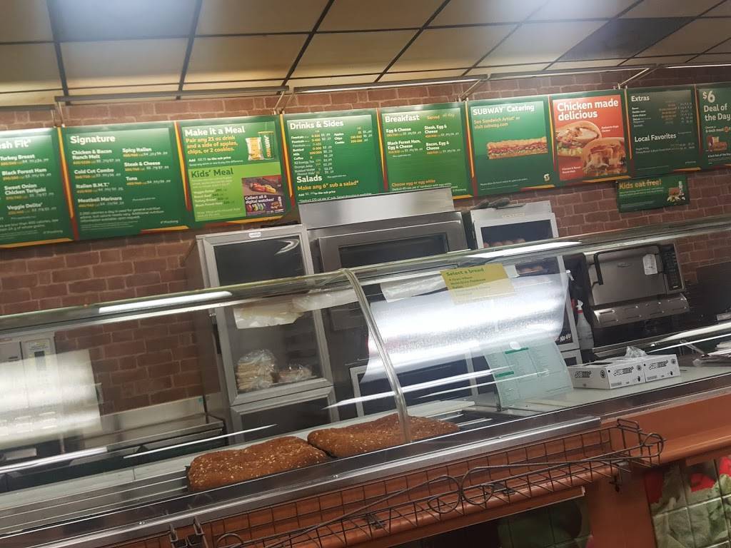 Subway | restaurant | 1200 8th Ave, Fort Worth, TX 76104, USA | 8179248332 OR +1 817-924-8332